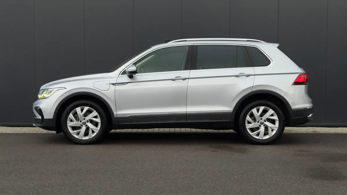 245pk 1.4 TSI eHybrid Elegance | SOH: 86,93% | Trekhaak | Panoramadak | Achteruitrijcamera | Adaptive Cruise | 18" |