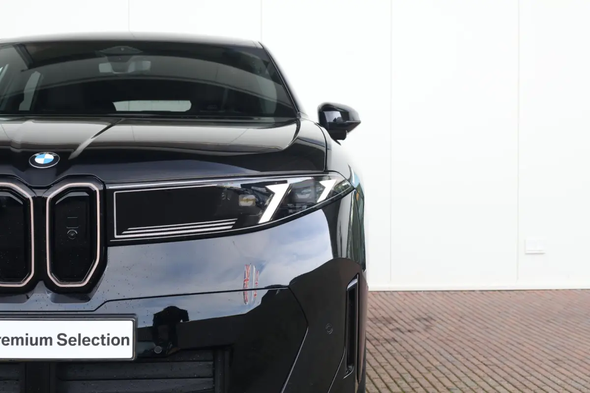40 eDrive 83 kWh | Sport Pakket Pro | Panorama Dak | Trekhaak | Harman Kardon | Head-Up |