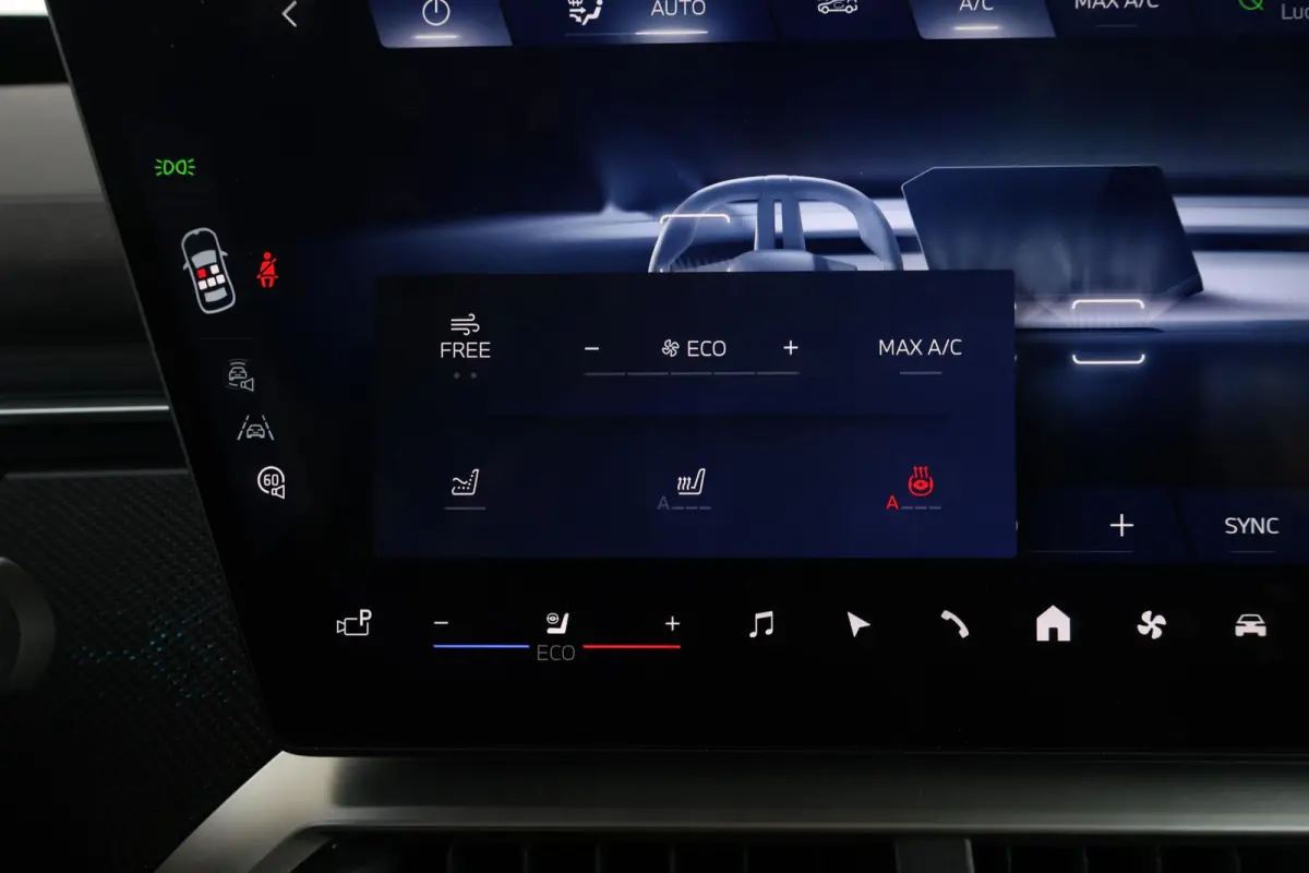 40 eDrive 83 kWh | Sport Pakket Pro | Panorama Dak | Trekhaak | Harman Kardon | Head-Up |