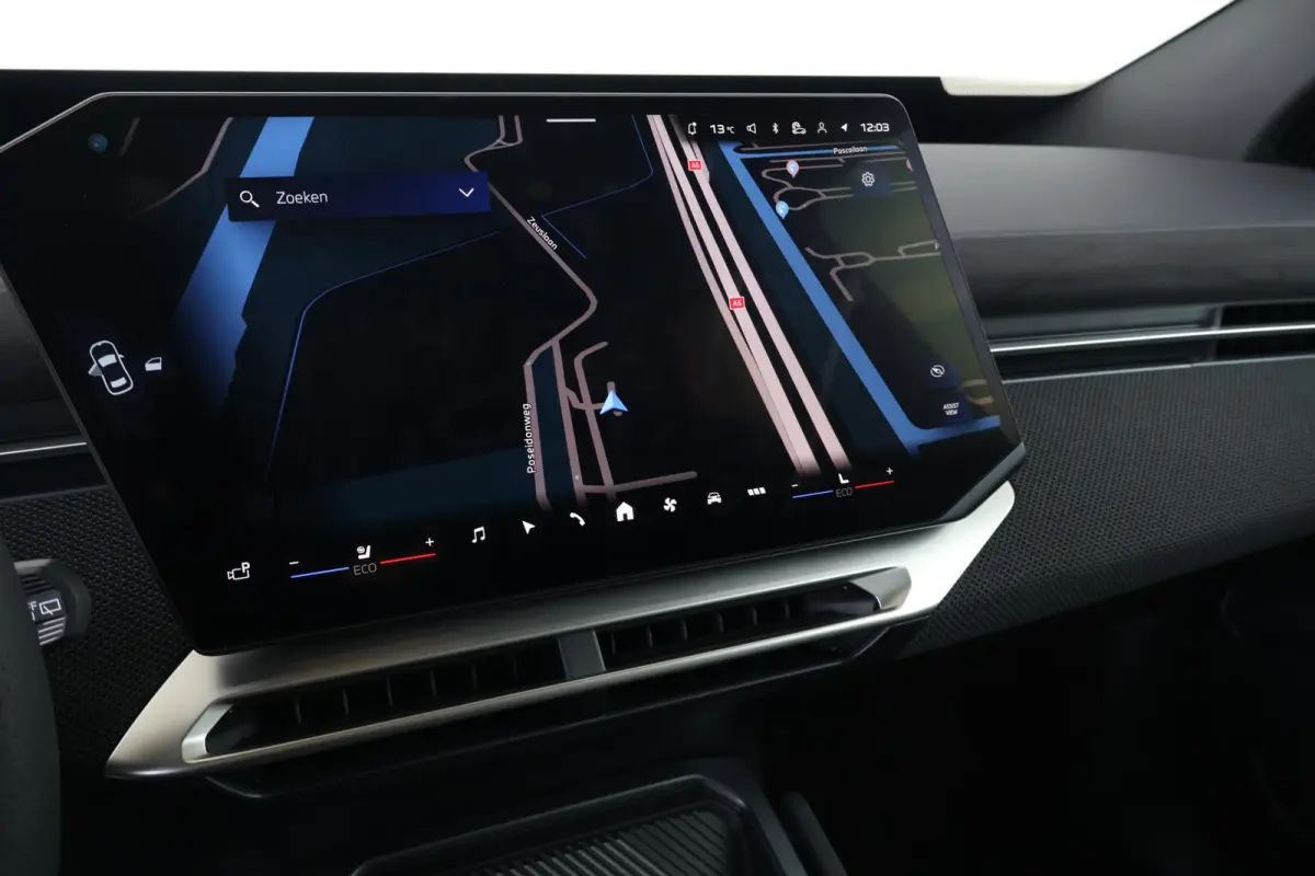40 eDrive 83 kWh | Sport Pakket Pro | Panorama Dak | Trekhaak | Harman Kardon | Head-Up |