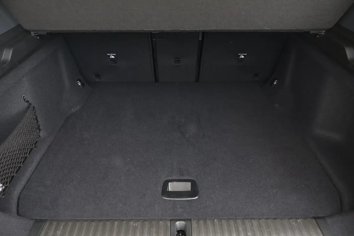 40 eDrive 83 kWh | Sport Pakket Pro | Panorama Dak | Trekhaak | Harman Kardon | Head-Up |