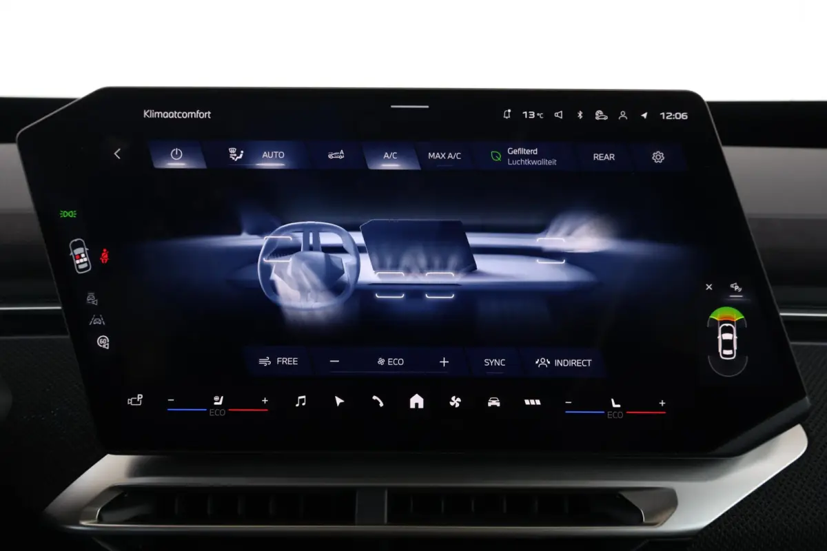 40 eDrive 83 kWh | Sport Pakket Pro | Panorama Dak | Trekhaak | Harman Kardon | Head-Up |