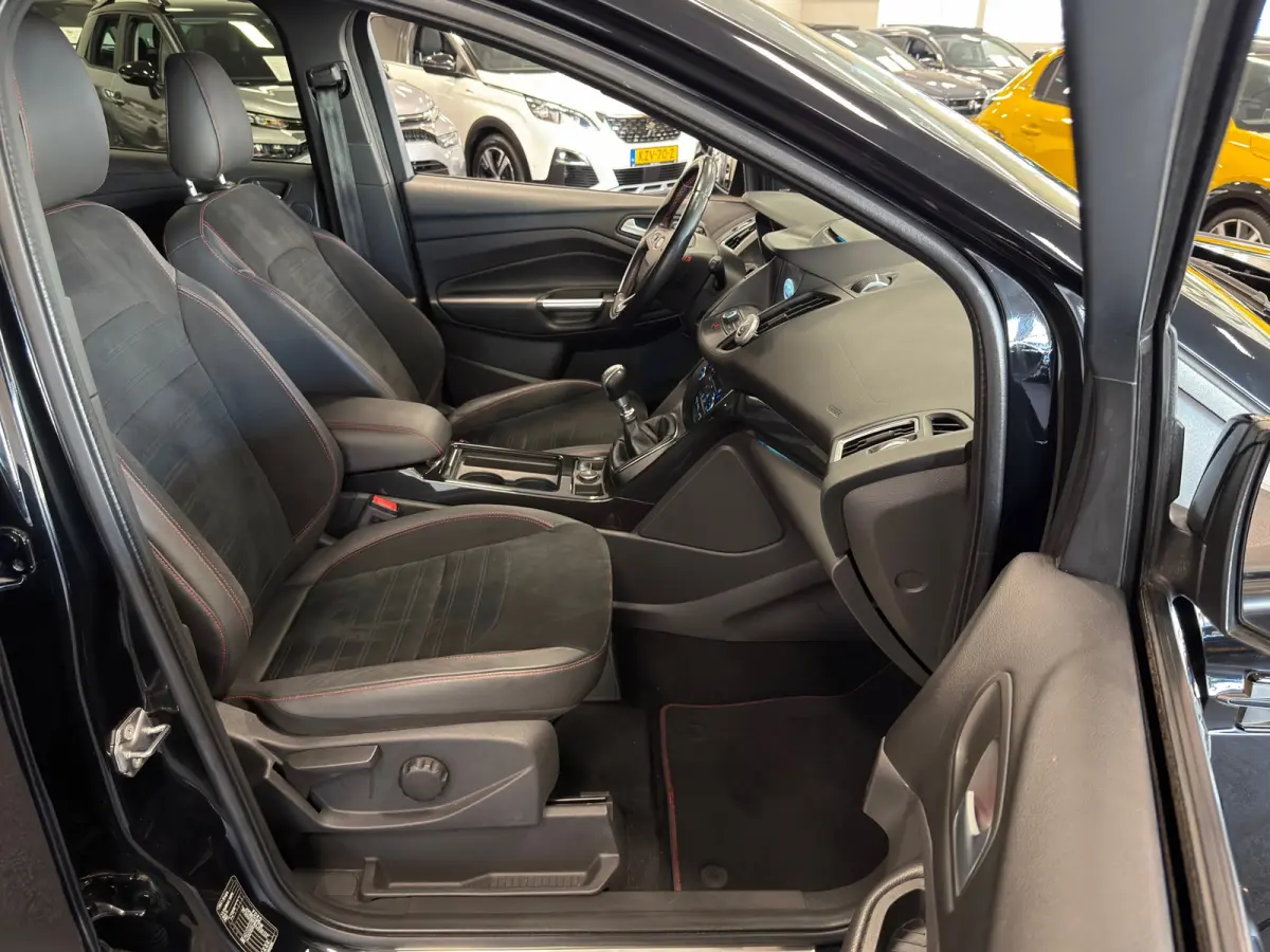 1.5 EcoBoost ST Line, NAVIGATIE/CAMERA, CRUISE, ECC AIRCO