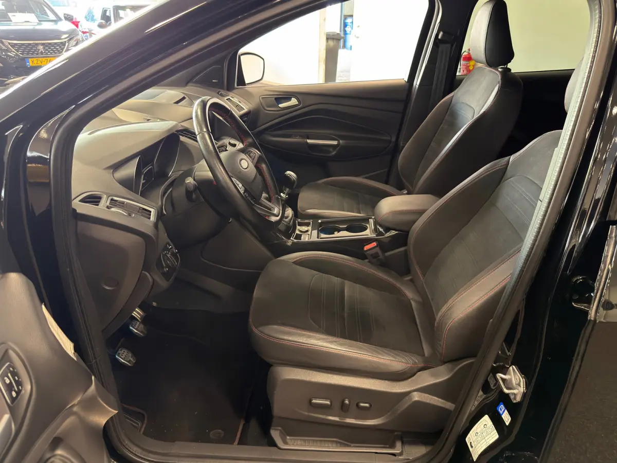 1.5 EcoBoost ST Line, NAVIGATIE/CAMERA, CRUISE, ECC AIRCO