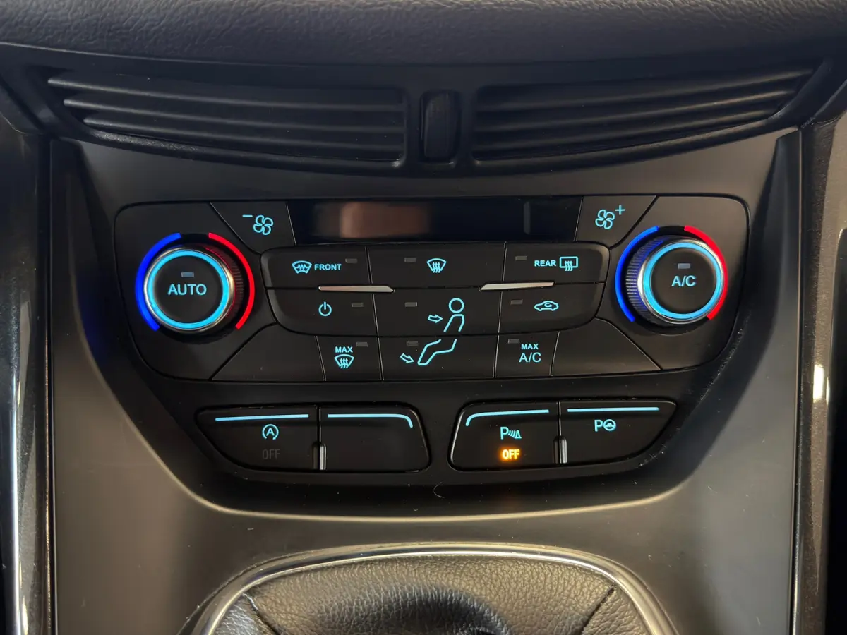 1.5 EcoBoost ST Line, NAVIGATIE/CAMERA, CRUISE, ECC AIRCO