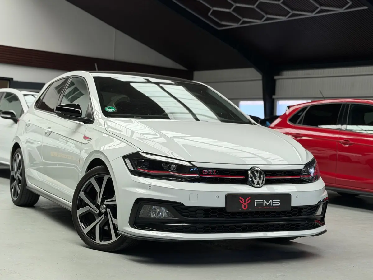 2.0 TSI GTI CarPlay Camera