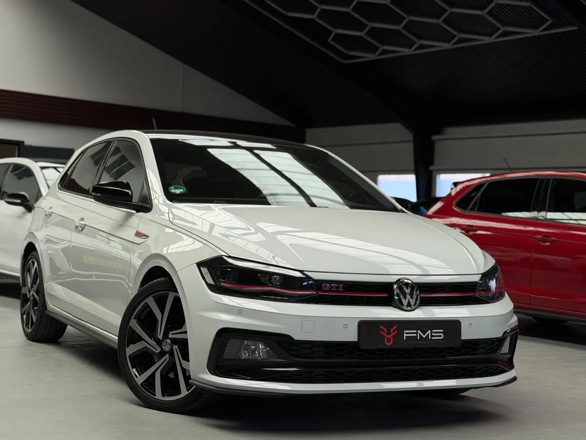 2.0 TSI GTI CarPlay Camera