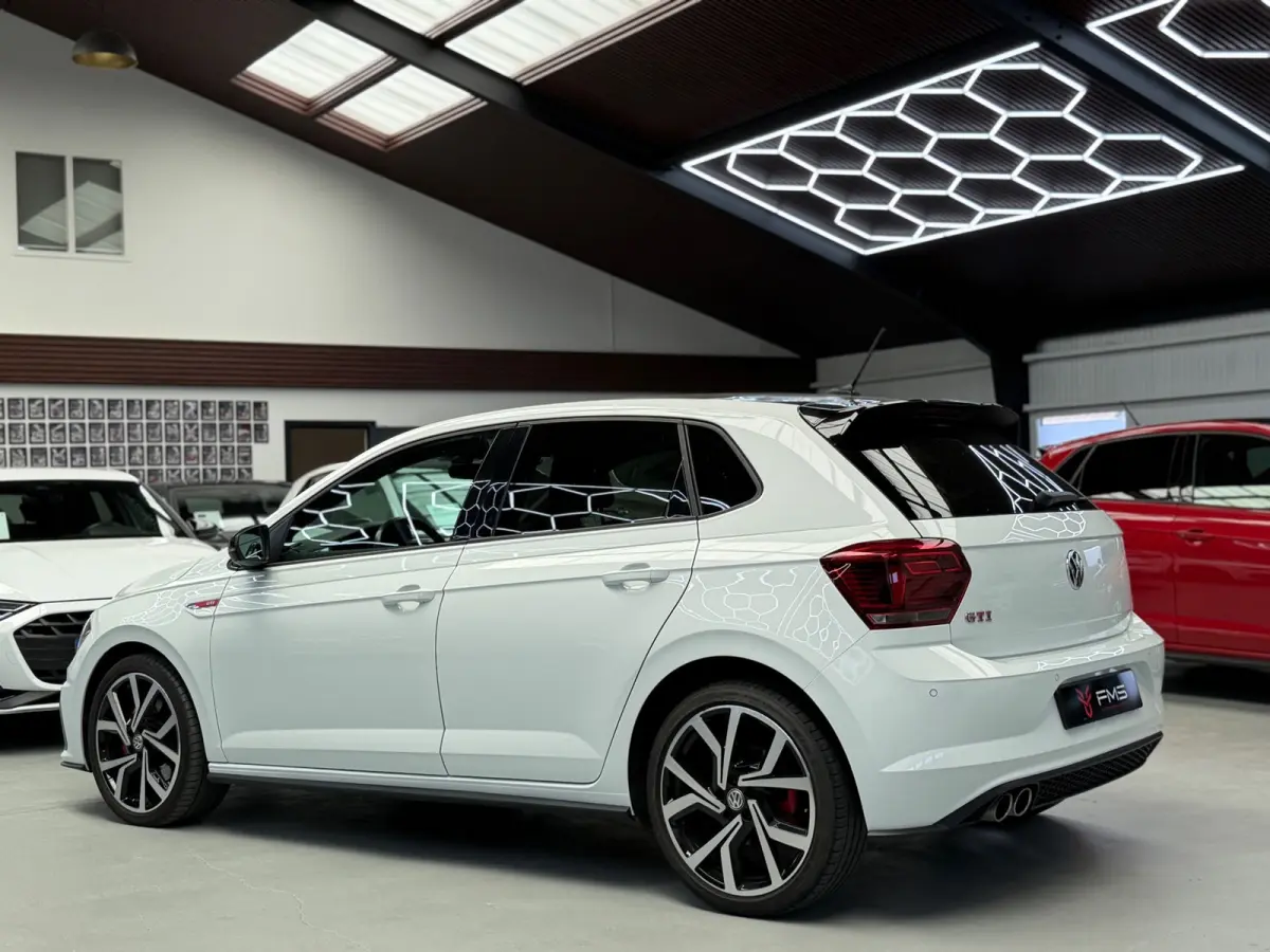 2.0 TSI GTI CarPlay Camera