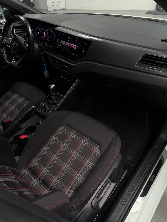 2.0 TSI GTI CarPlay Camera