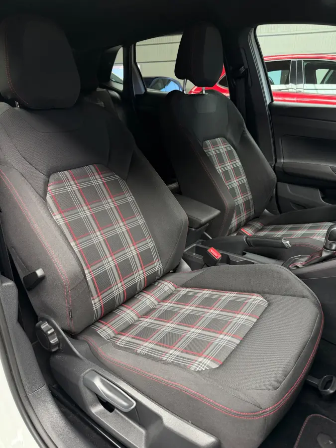2.0 TSI GTI CarPlay Camera