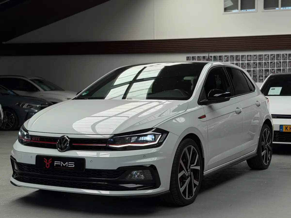 2.0 TSI GTI CarPlay Camera