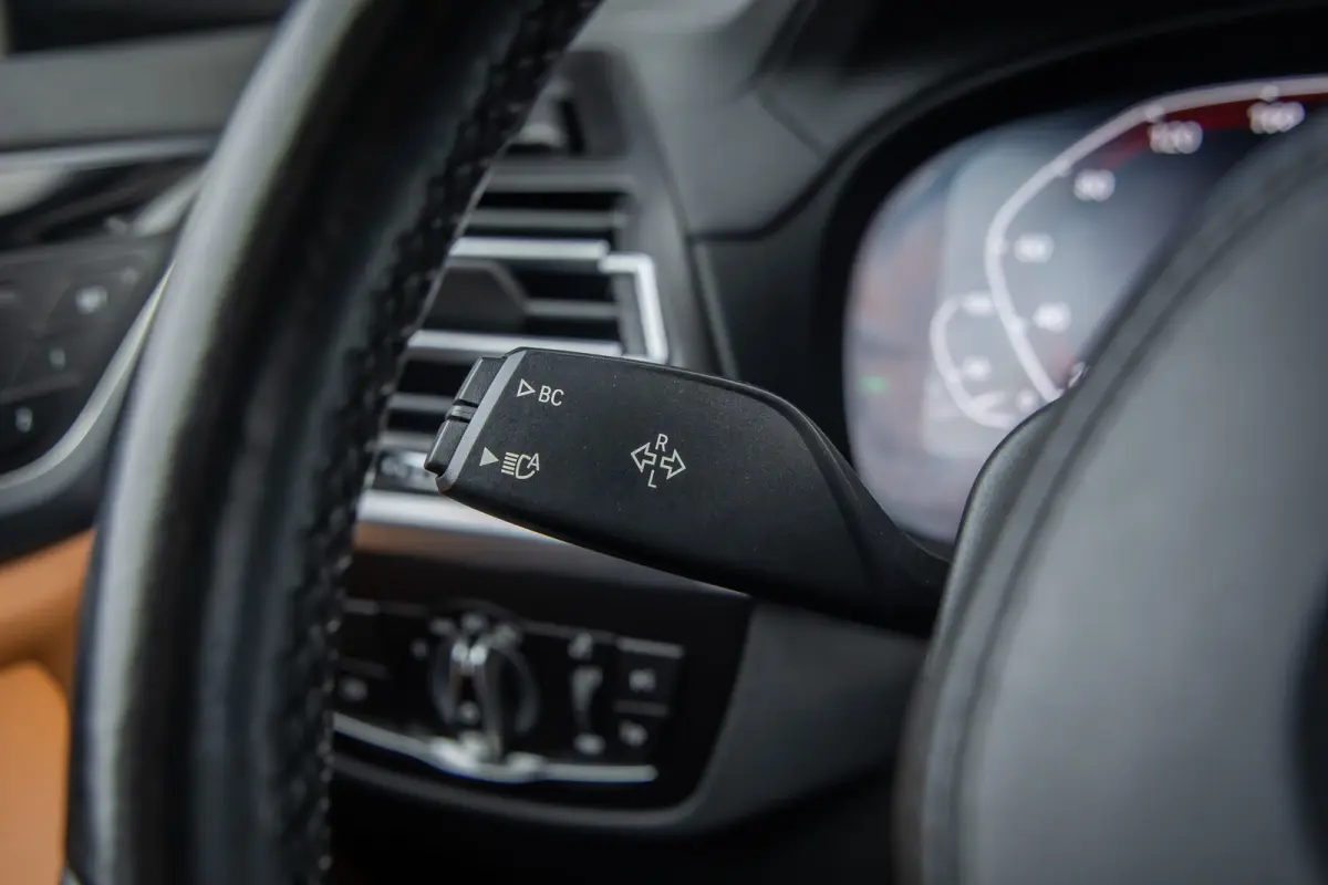Executive 80 kWh | SOH 98% | Pano | Trekhaak | Leder+memory | Camera | Cruise adaptief | Elektrisch bedienbare achterklep | Stoelverwarming | Achteruitrijcamera | Apple Carplay/Android Auto|