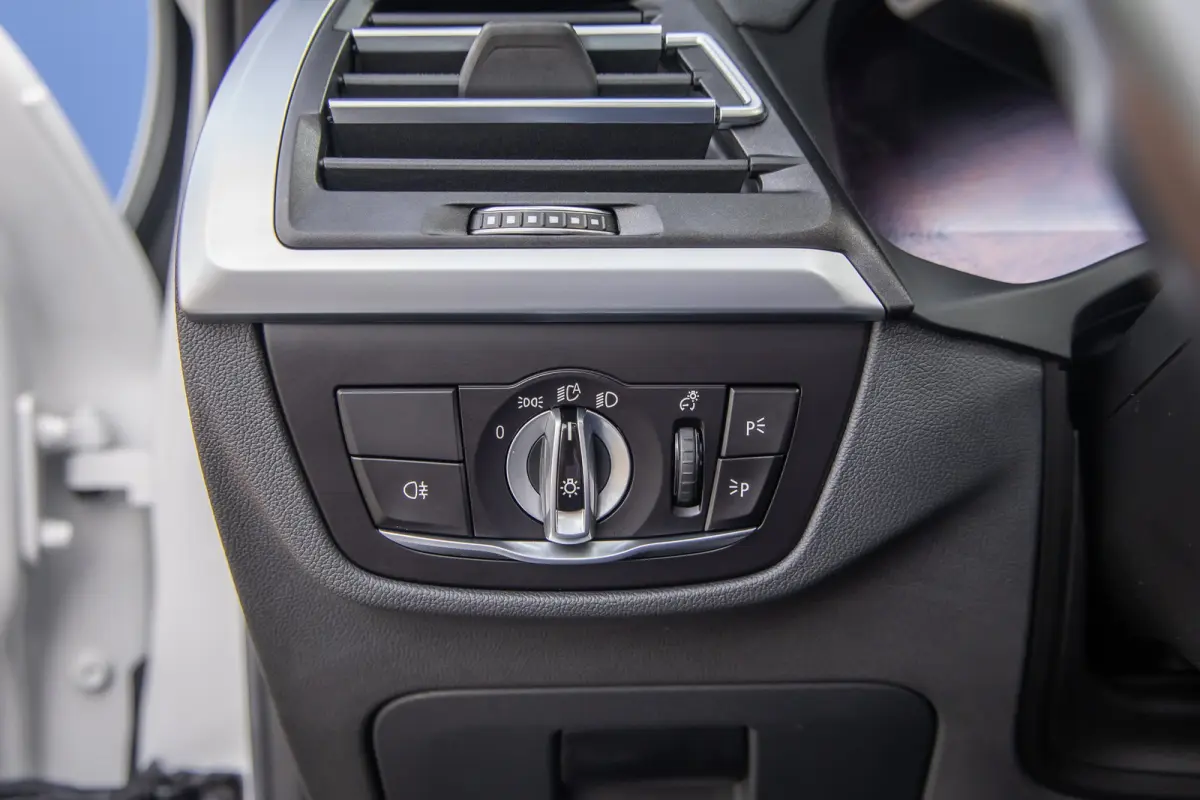 Executive 80 kWh | SOH 98% | Pano | Trekhaak | Leder+memory | Camera | Cruise adaptief | Elektrisch bedienbare achterklep | Stoelverwarming | Achteruitrijcamera | Apple Carplay/Android Auto|