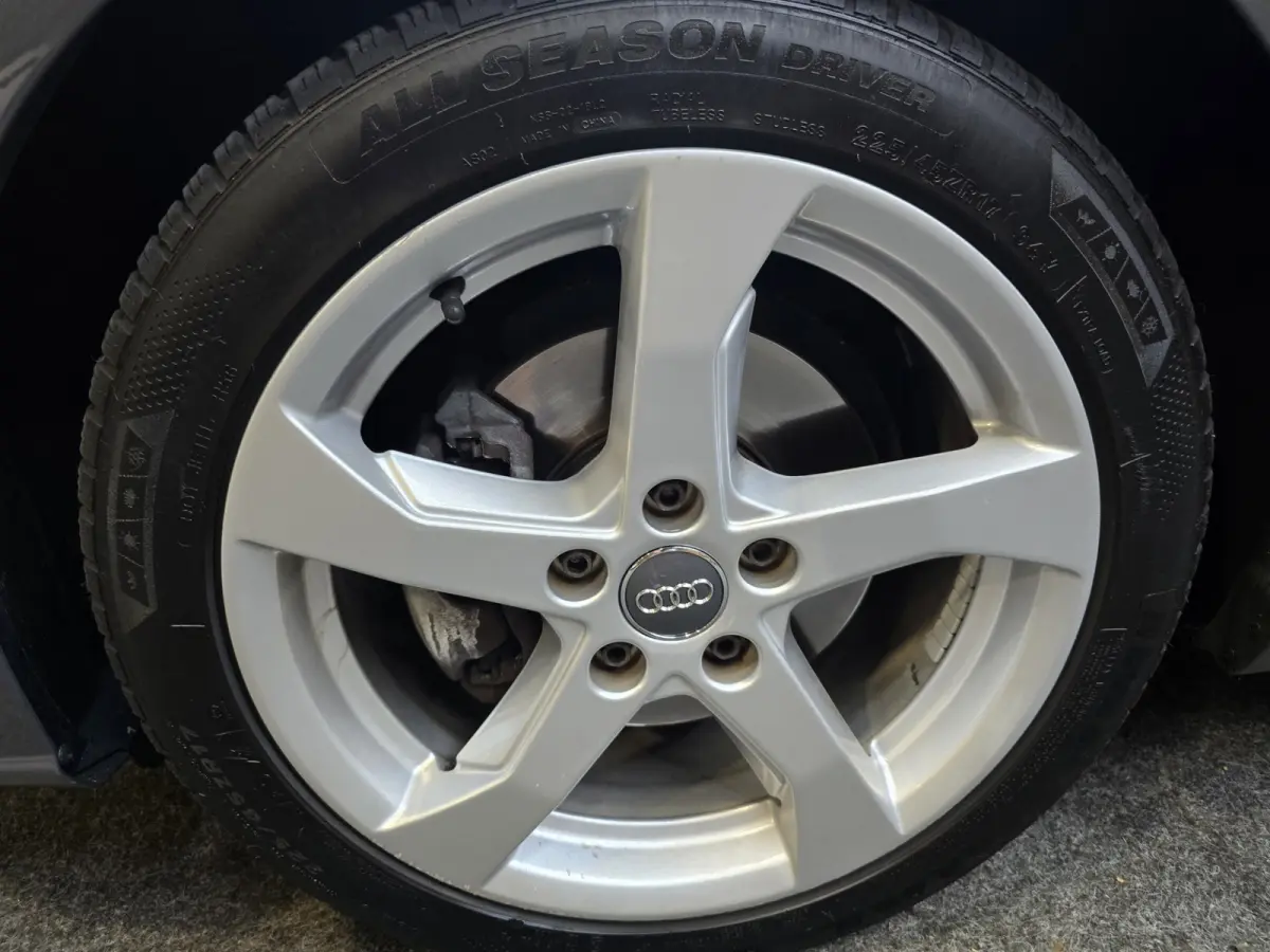 1.0 TFSI Sport Lease Edition Full LED Leder Navi Clima Cruise LM