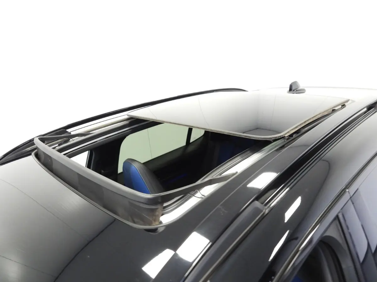 1.5 PHEV BlackLine ZWARTE HEMEL/360CAM/SCHUIFDAK/LED/20"LMV!