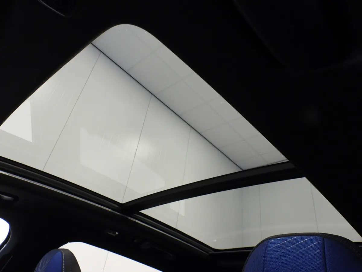 1.5 PHEV BlackLine ZWARTE HEMEL/360CAM/SCHUIFDAK/LED/20"LMV!