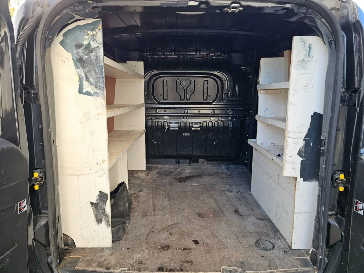 1.6 MJ bj 2020 Professional 3pers Navi/Airco/Cruise Nw.APK bij aflevering! Euro 6 Nette auto!