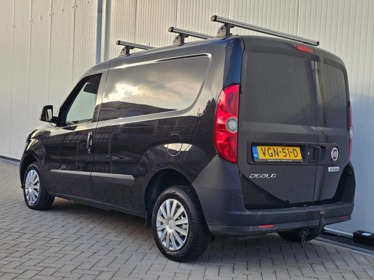 1.6 MJ bj 2020 Professional 3pers Navi/Airco/Cruise Nw.APK bij aflevering! Euro 6 Nette auto!