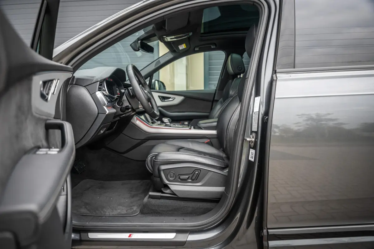 55 TFSIe 394pk Quattro Pro Line S | Panoramdak | B&O 3D | Keyless | Elek.Stoelen | Topview | Trekhaak | 21" Velgen