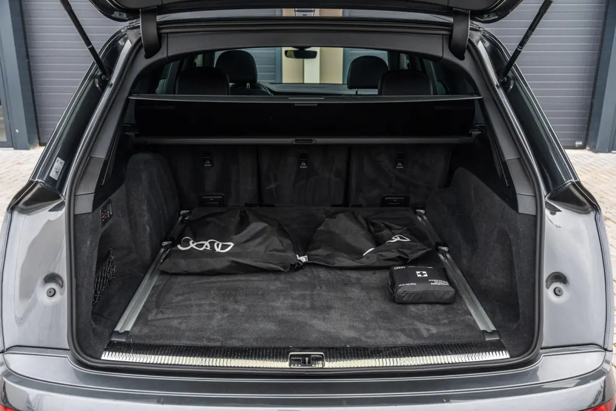 55 TFSIe 394pk Quattro Pro Line S | Panoramdak | B&O 3D | Keyless | Elek.Stoelen | Topview | Trekhaak | 21" Velgen