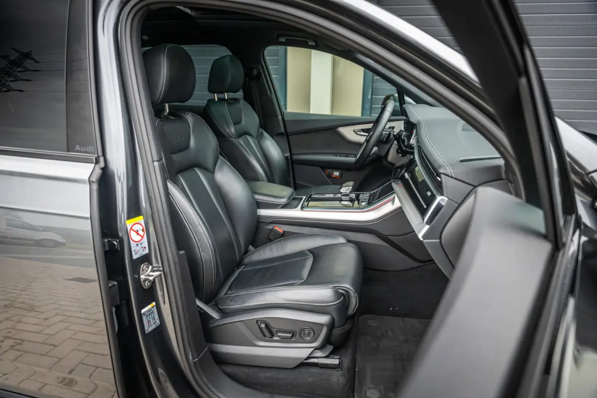 55 TFSIe 394pk Quattro Pro Line S | Panoramdak | B&O 3D | Keyless | Elek.Stoelen | Topview | Trekhaak | 21" Velgen