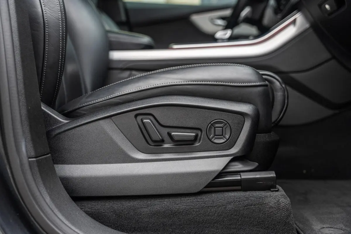 55 TFSIe 394pk Quattro Pro Line S | Panoramdak | B&O 3D | Keyless | Elek.Stoelen | Topview | Trekhaak | 21" Velgen
