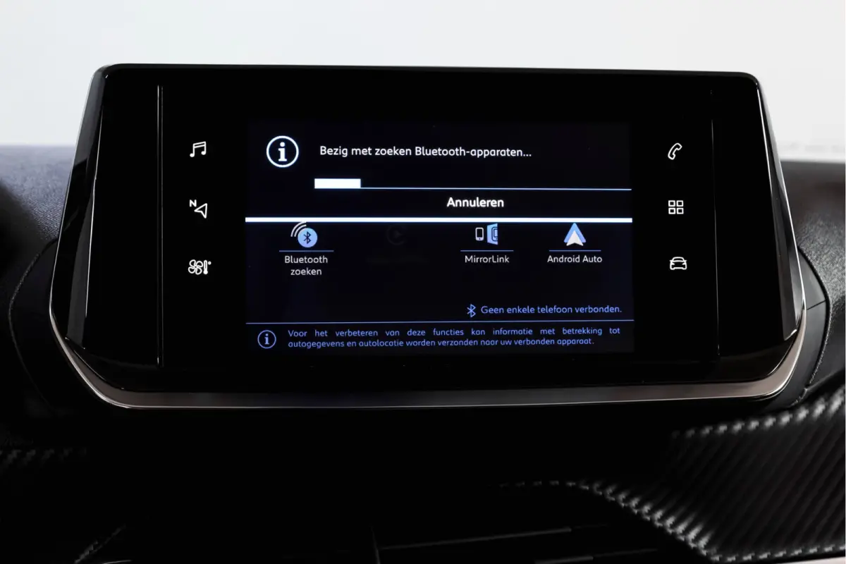 1.2 PureTech Blue Lease Allure 131 PK | Trekhaak | Cruise | PDC | Camera | Carplay/Android | ECC | LM 17" |