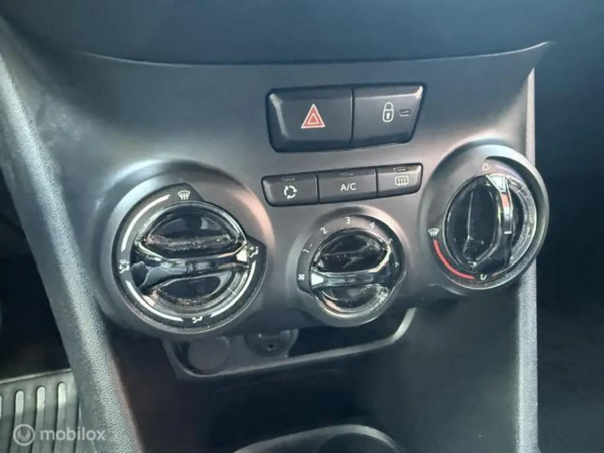 1.2 PureTech 5 DRS -89.000 KM NAP-AIRCO-APK 2027