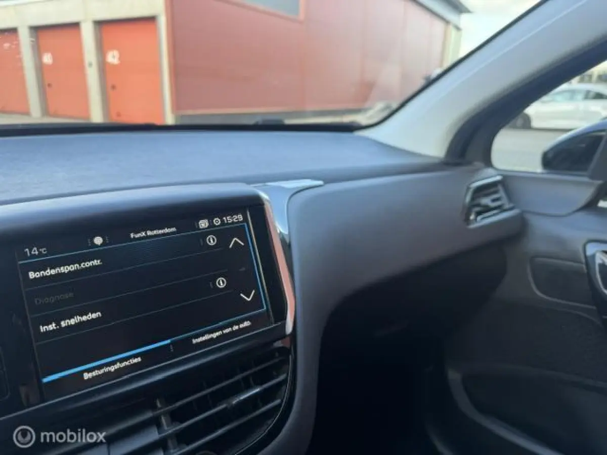 1.2 PureTech 5 DRS -89.000 KM NAP-AIRCO-APK 2027