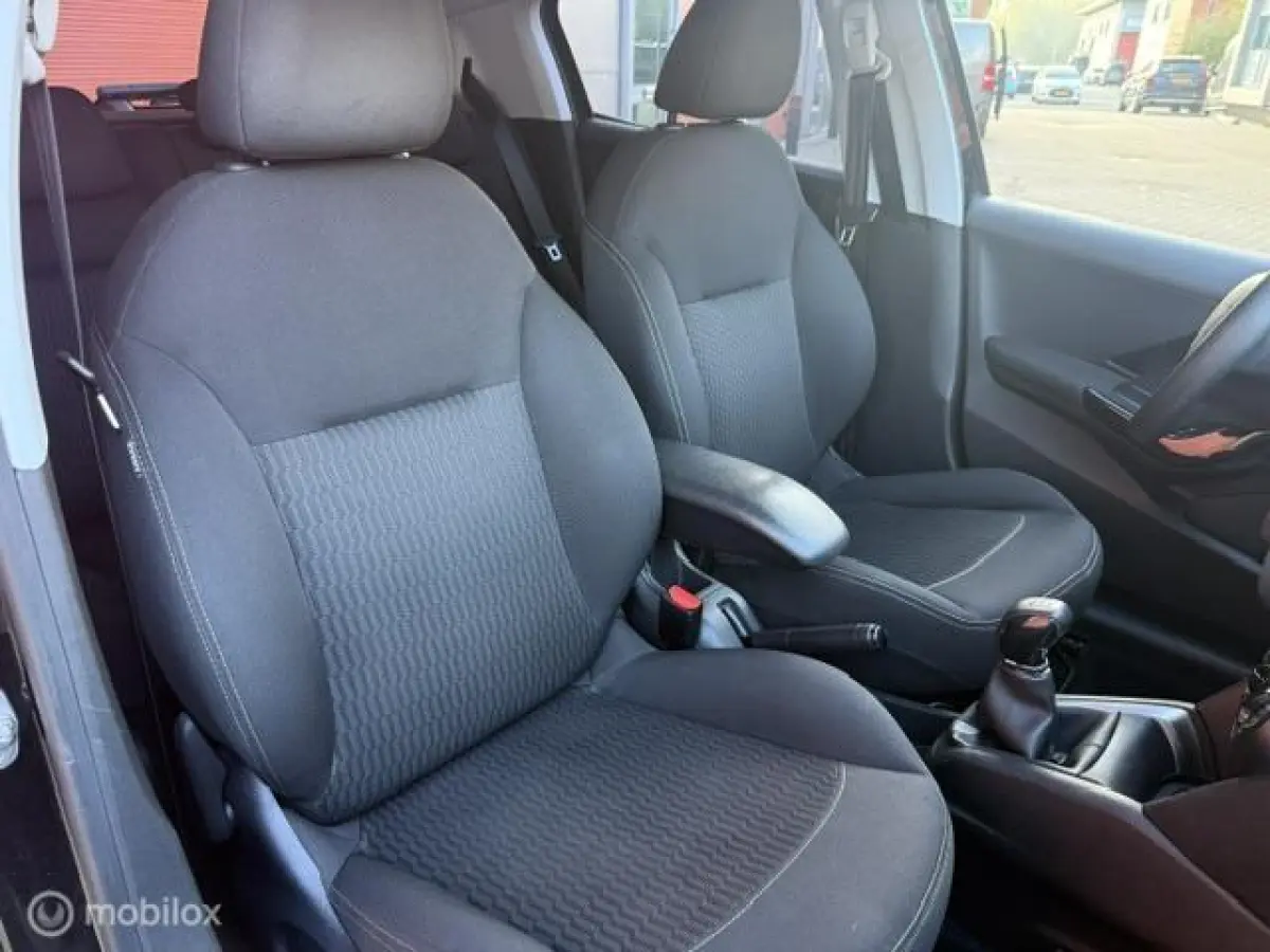 1.2 PureTech 5 DRS -89.000 KM NAP-AIRCO-APK 2027