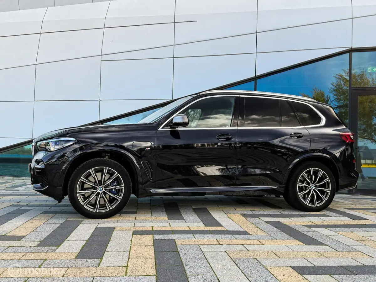 xDrive45e M-Sport |Pano|Memory|individual leder