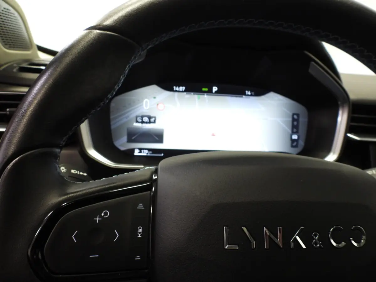 1.5 PHEV BlackLine NAVI/360CAM/SCHUIFDAK/LED/20"LMV!