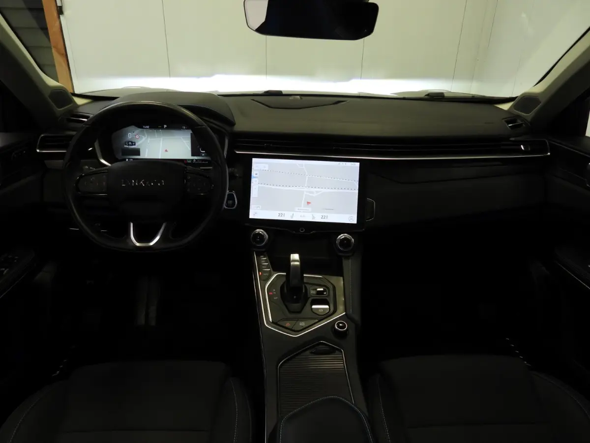 1.5 PHEV BlackLine NAVI/360CAM/SCHUIFDAK/LED/20"LMV!