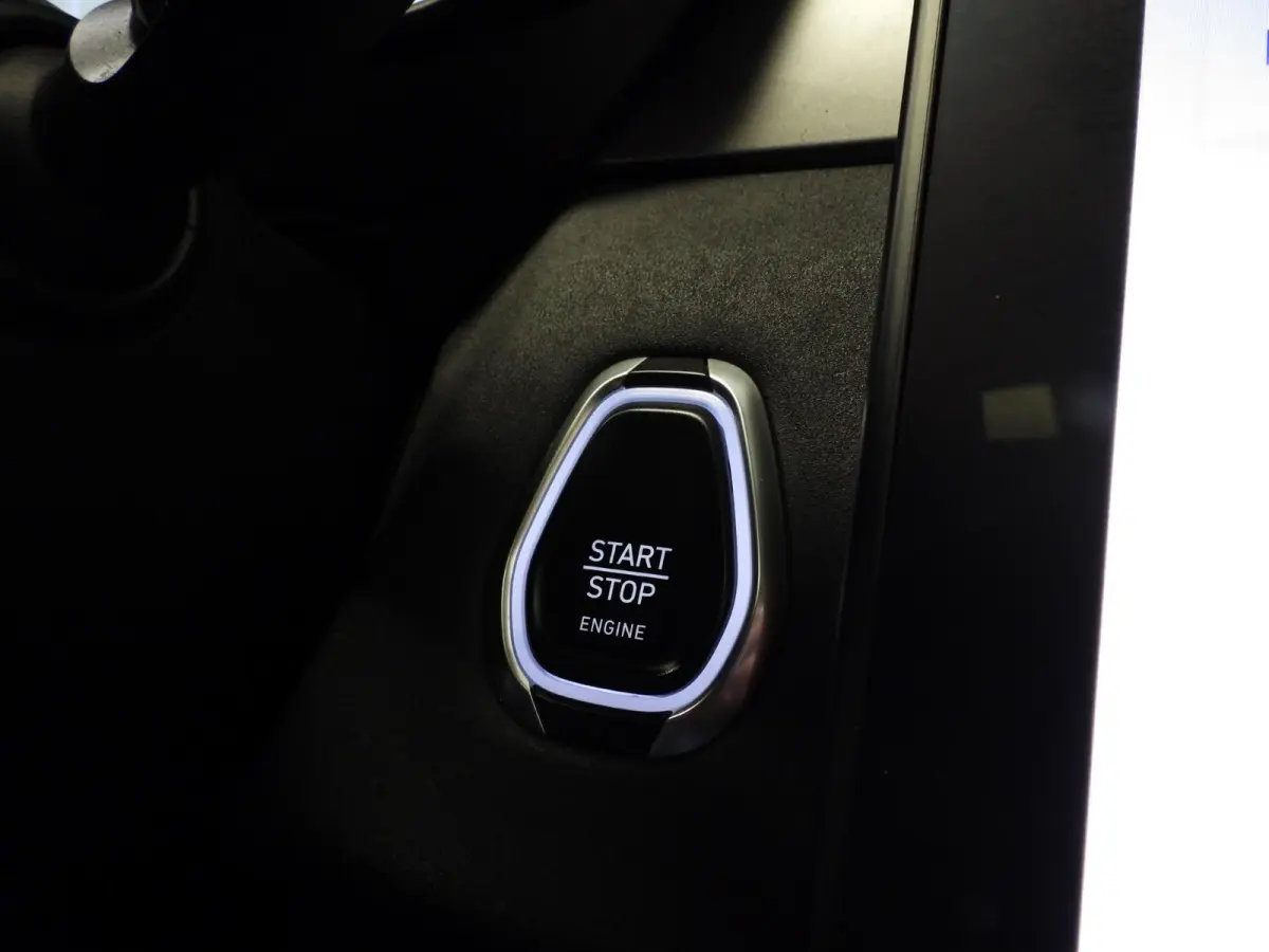 1.5 PHEV BlackLine NAVI/360CAM/SCHUIFDAK/LED/20"LMV!