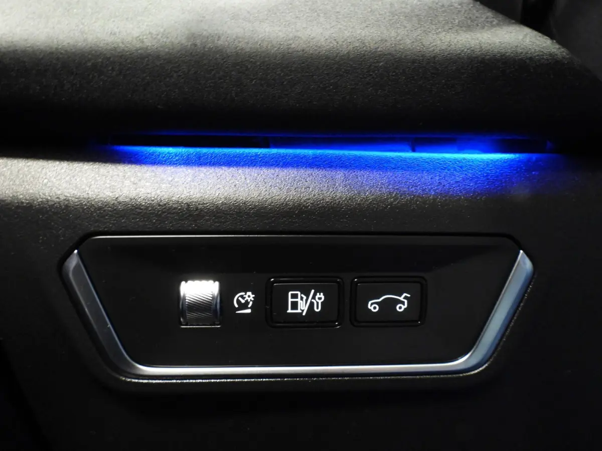 1.5 PHEV BlackLine NAVI/360CAM/SCHUIFDAK/LED/20"LMV!