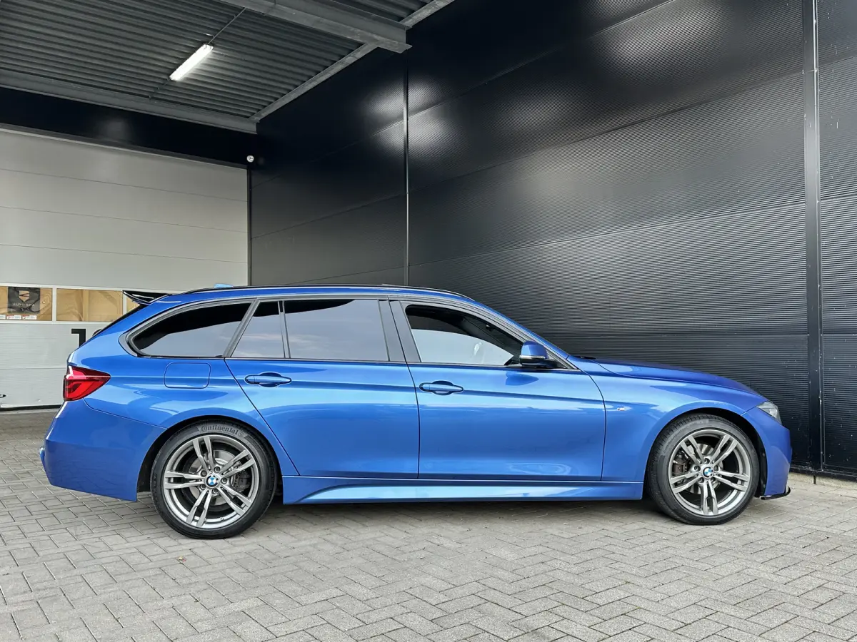 320i LCI | M-SPORT | Performance | PANODAK | LED | Leer |