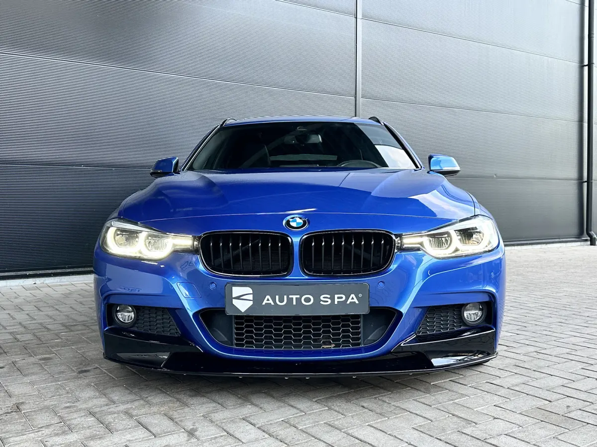320i LCI | M-SPORT | Performance | PANODAK | LED | Leer |