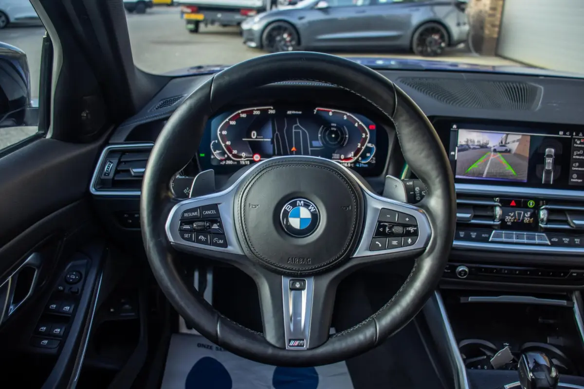 330e M-Sport, SOH 90%, Pano, Leder,Laser