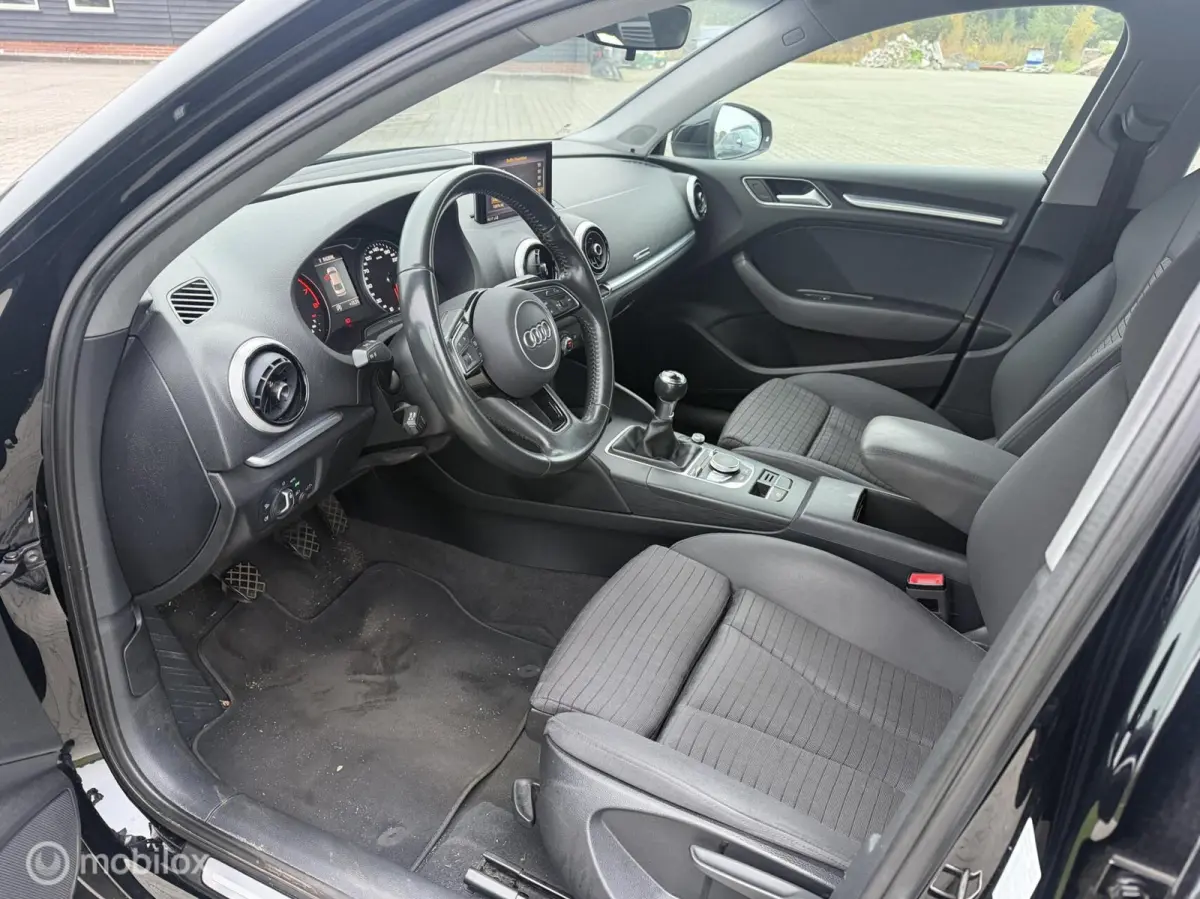 30 TFSI Advance