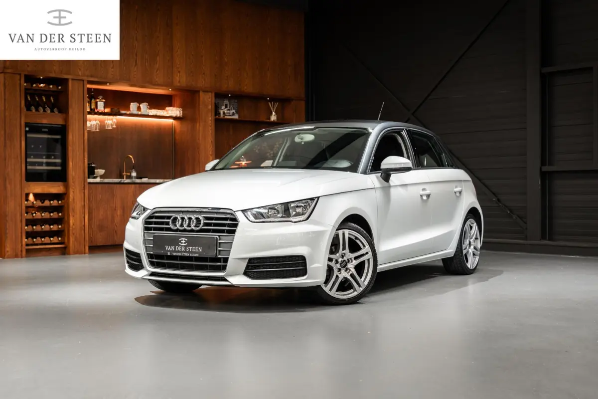 1.0 TFSI Sport Stoelverwarming | Airco