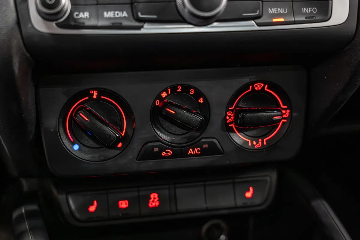 1.0 TFSI Sport Stoelverwarming | Airco