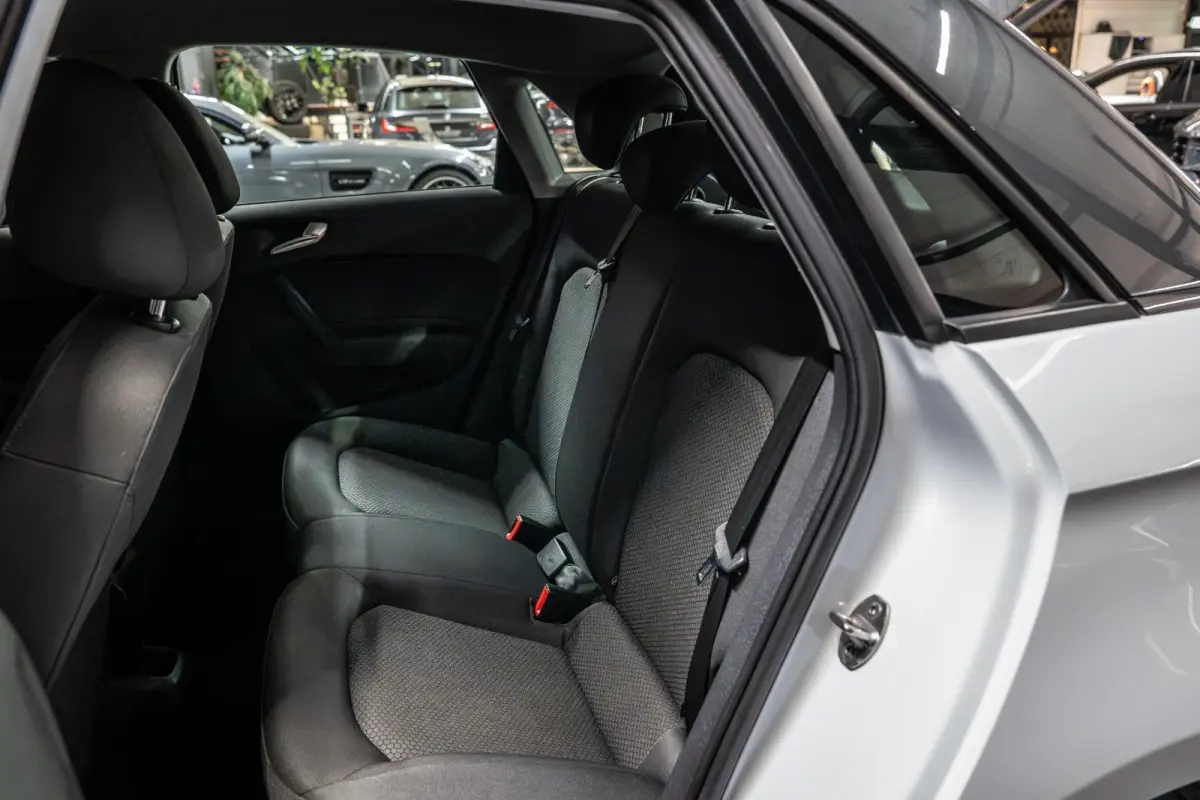 1.0 TFSI Sport Stoelverwarming | Airco