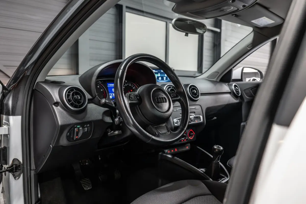 1.0 TFSI Sport Stoelverwarming | Airco
