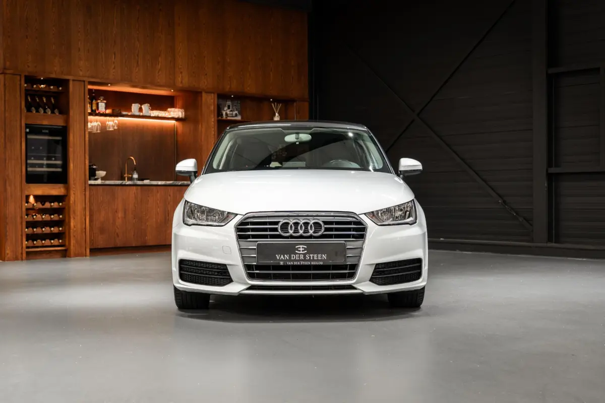 1.0 TFSI Sport Stoelverwarming | Airco