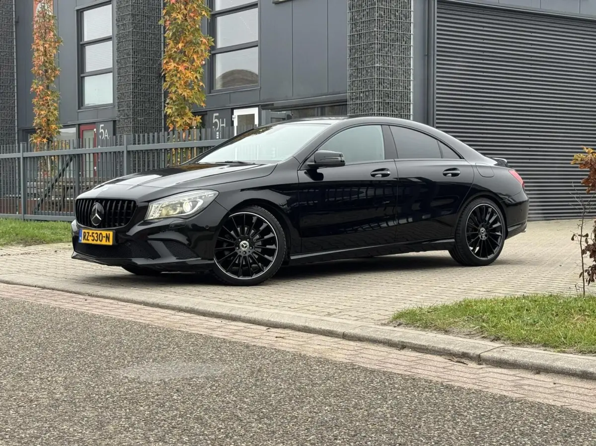 180 AMG | CarPlay | AUT | Night | Stoelverwarming