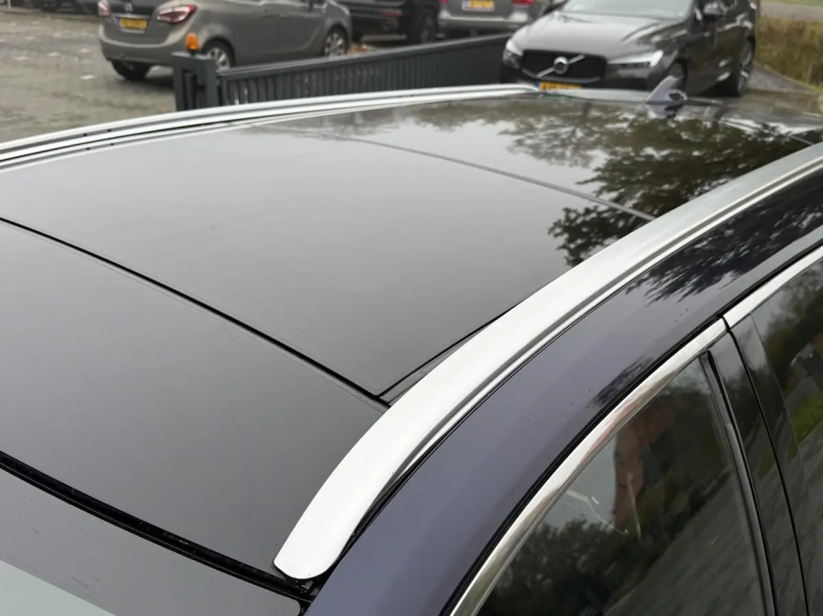 2.0 Hybrid Premium|Adaptive Cruise|Trekhaak|Stoelverwarming|HUD|Camera|