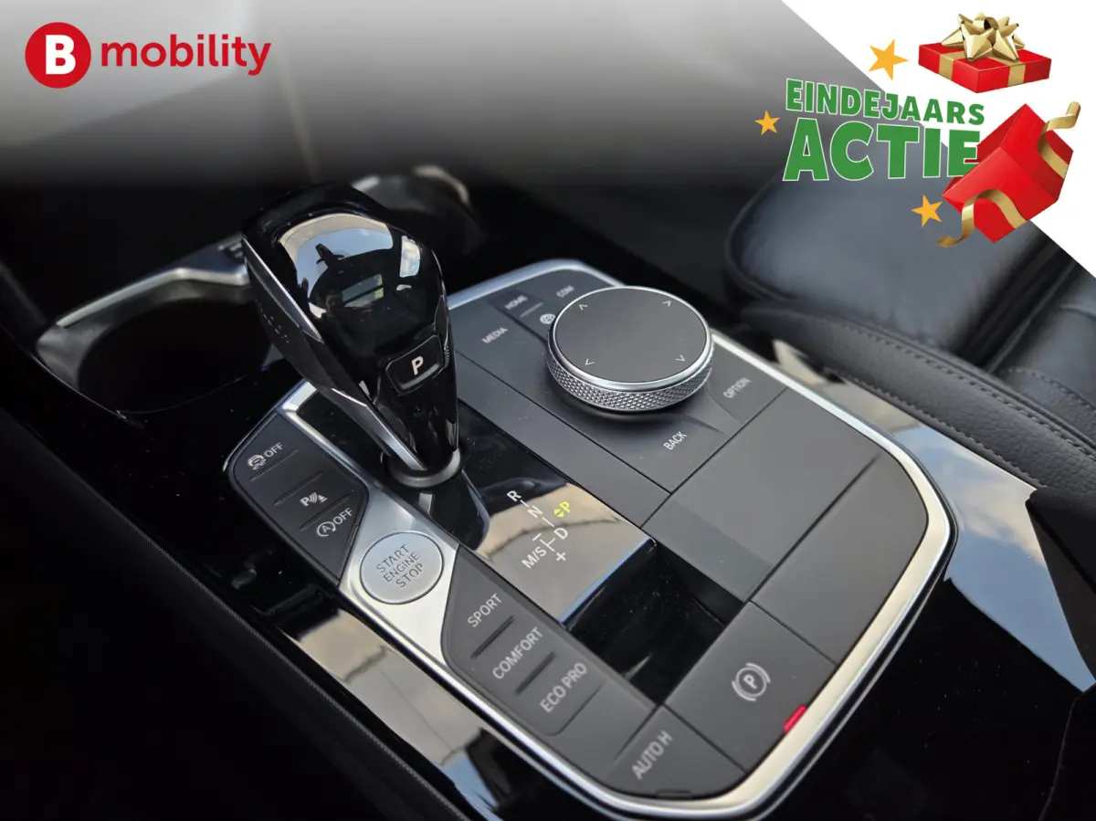 120i High Executive M-Sport Panoramadak M-Stoelen NL Auto! | Achteruitrijcamera | Hifi | Leer | DAB | Stuur/Stoelverwarming