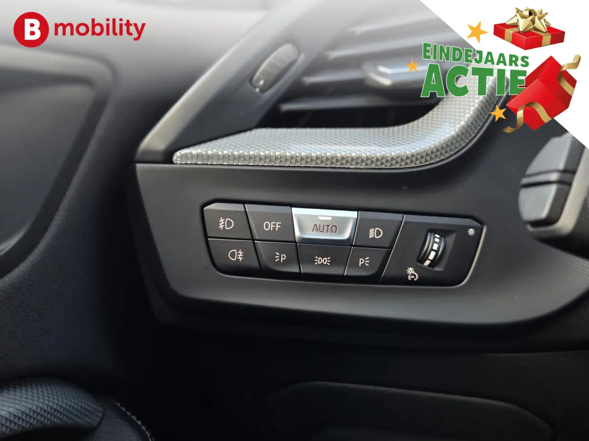 120i High Executive M-Sport Panoramadak M-Stoelen NL Auto! | Achteruitrijcamera | Hifi | Leer | DAB | Stuur/Stoelverwarming