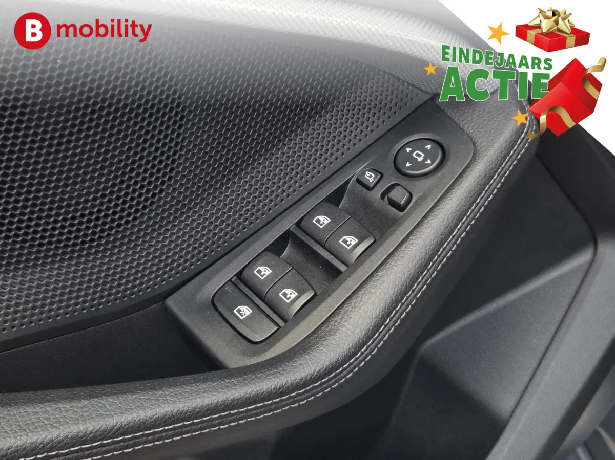 120i High Executive M-Sport Panoramadak M-Stoelen NL Auto! | Achteruitrijcamera | Hifi | Leer | DAB | Stuur/Stoelverwarming