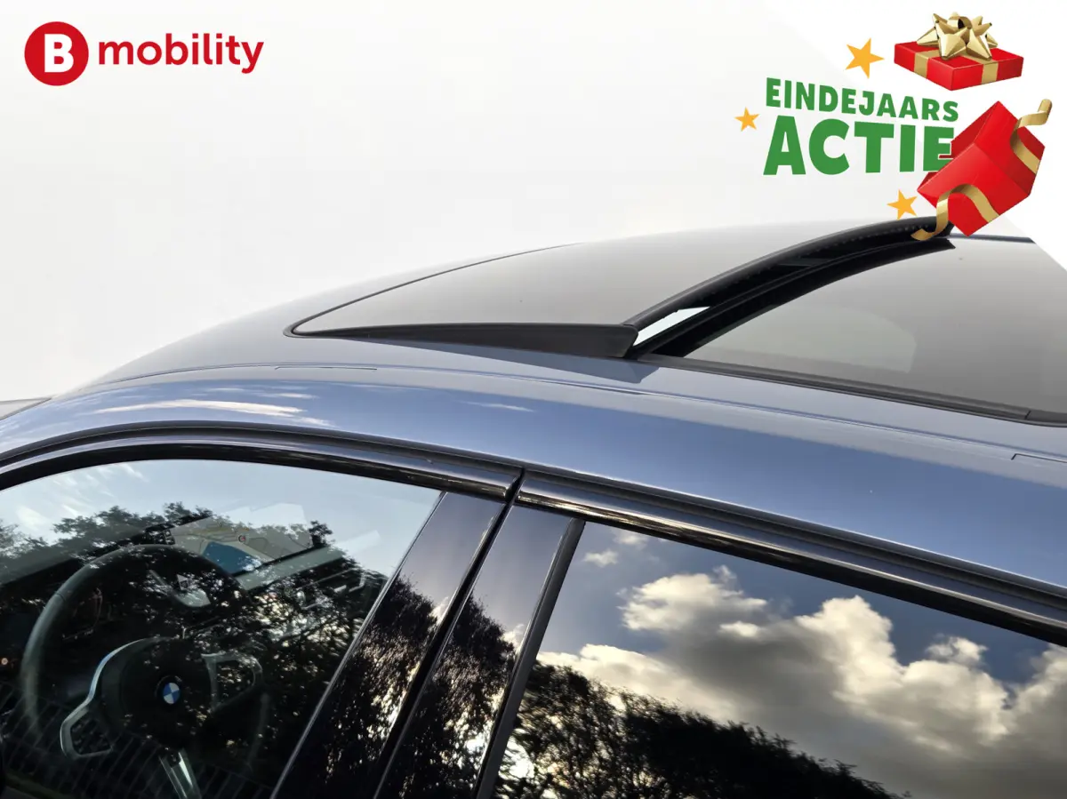 120i High Executive M-Sport Panoramadak M-Stoelen NL Auto! | Achteruitrijcamera | Hifi | Leer | DAB | Stuur/Stoelverwarming